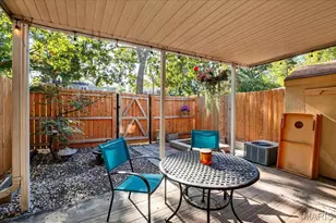 10140 Sakura Dr, Saint Louis, MO 63128 - Photo 19