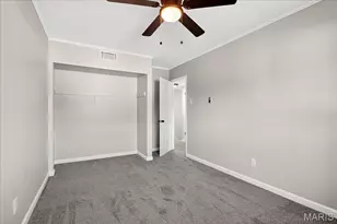 10140 Sakura Dr, Saint Louis, MO 63128 - Photo 13