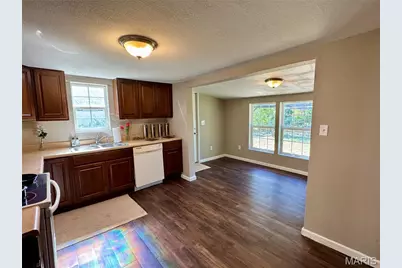 111 S White Oak Street, Desloge, MO 63601 - Photo 9