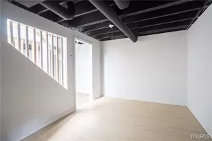 1805 Flicker Dr, Florissant, MO 63031 - Photo 19