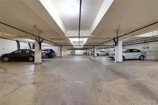 15593 Bedford Forge Dr, Chesterfield, MO 63017 - Photo 31