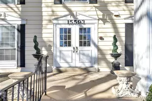 15593 Bedford Forge Dr, Chesterfield, MO 63017 - Photo 3