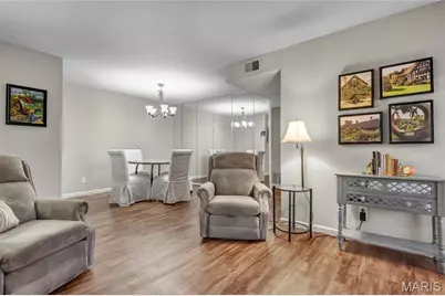 15593 Bedford Forge Drive #6, Chesterfield, MO 63017 - Photo 7