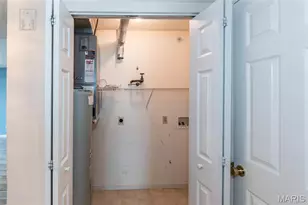 3402 Country Stone Manor Dr, Valley Park, MO 63088 - Photo 7