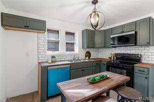 8728 Susan Ave, Saint John, MO 63114 - Photo 17