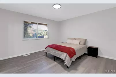 12455 Jerries Lane, Black Jack, MO 63033 - Photo 13