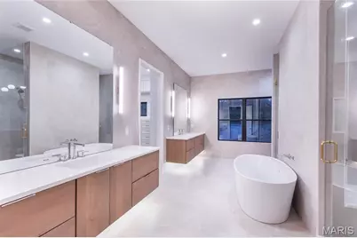 12224 Tbb Roger Lane, Saint Louis, MO 63131 - Photo 13