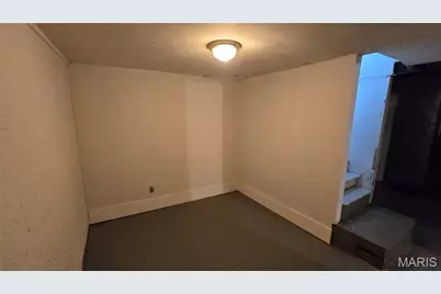 5717 Beldon Drive, Saint Louis, MO 63136 - Photo 13