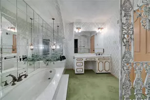 2 Country Estates Pl, Frontenac, MO 63131 - Photo 25