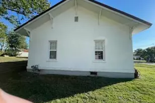 215 S Cuivre St, Bowling Green, MO 63334 - Photo 43