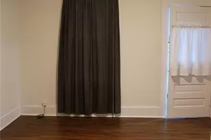 215 S Cuivre St, Bowling Green, MO 63334 - Photo 9