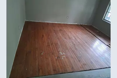 10067 Prince Drive, Saint Louis, MO 63136 - Photo 5