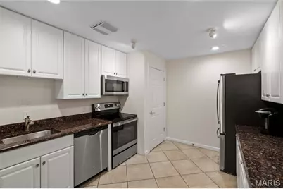 750 S Hanley Road #180, Saint Louis, MO 63105 - Photo 21