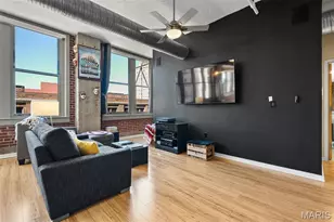 1627 Locust St, Saint Louis, MO 63103 - Photo 7