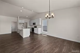 1531 Winding Mdws Dr, Fenton, MO 63026 - Photo 7