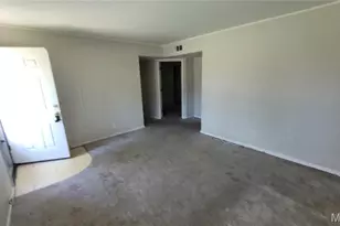 2465 Grants Pkwy, Florissant, MO 63031 - Photo 11