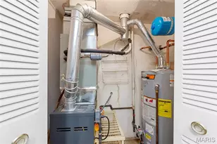 9 Fairways Cir, Saint Charles, MO 63303 - Photo 11