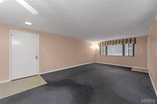 9 Fairways Cir, Saint Charles, MO 63303 - Photo 19