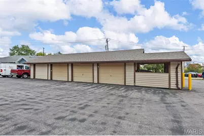 9 Fairways Circle #B, Saint Charles, MO 63303 - Photo 25