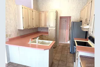 11445 Nora Court, Bridgeton, MO 63044 - Photo 9