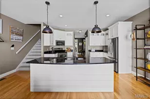 417 S Geyer Rd, Kirkwood, MO 63122 - Photo 11