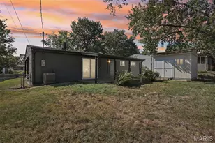 9513 Margo Ann Ln, Woodson Terrace, MO 63134 - Photo 27