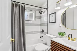 9513 Margo Ann Ln, Woodson Terrace, MO 63134 - Photo 17