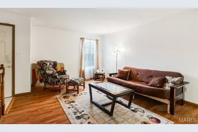 2112 New Sun Drive, Florissant, MO 63031 - Photo 7