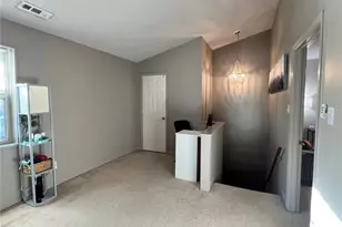 1438 Peacock Ln, Brentwood, MO 63144 - Photo 11