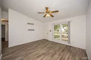 3823 N Barrington Ct, Arnold, MO 63010 - Photo 9