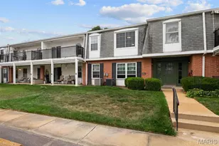 1725 Herault Pl, Mehlville, MO 63125 - Photo 1