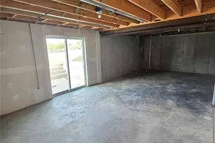 806 Ella Ln, Saint Clair, MO 63077 - Photo 9