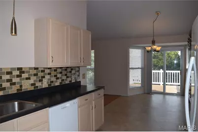 354 Birchwood Crossing Lane, Maryland Heights, MO 63043 - Photo 13