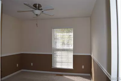 354 Birchwood Crossing Lane, Maryland Heights, MO 63043 - Photo 27