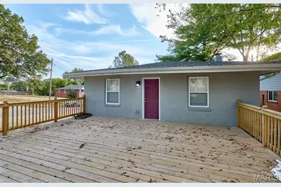 1501 Stockard Avenue, Richmond Heights, MO 63117 - Photo 3