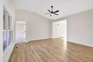 3819 Sonora Stone Dr, Florissant, MO 63031 - Photo 13