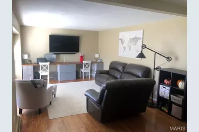 9040 Crest Oak Lane, Saint Louis, MO 63126 - Photo 3