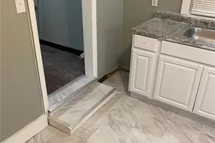 8127 Airport Rd, Saint Louis, MO 63134 - Photo 7