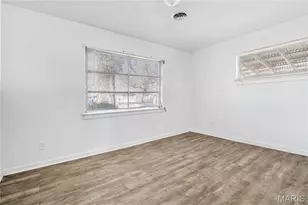 1238 Maple Ave, Saint Louis, MO 63138 - Photo 11