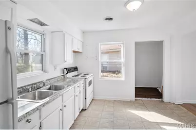 1238 Maple Avenue, Saint Louis, MO 63138 - Photo 9