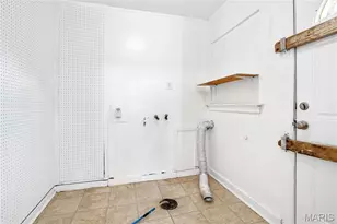 1238 Maple Ave, Saint Louis, MO 63138 - Photo 15