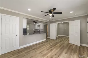 213 Viewpoint Ln, O'Fallon, MO 63366 - Photo 9