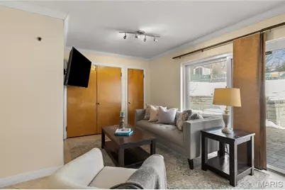 62 W Cardigan Drive, Florissant, MO 63135 - Photo 11