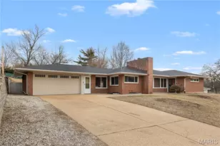 62 W Cardigan Dr, Florissant, MO 63135 - Photo 37