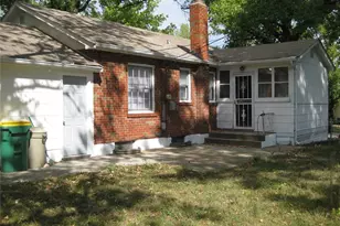 1988 Driftway Dr, Hanley Hills, MO 63114 - Photo 5