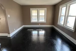 6331 Windham Ave, Saint Louis, MO 63120 - Photo 3