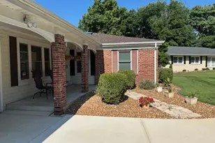 13232 Heirloom Ct, Saint Louis, MO 63146 - Photo 5