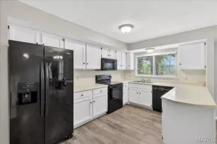 21 White Chapel Ct, O'Fallon, MO 63368 - Photo 11