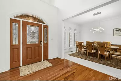 327 Chasselle Lane, Saint Louis, MO 63141 - Photo 5