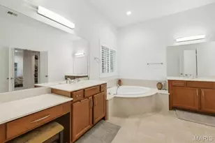 327 Chasselle Ln, Saint Louis, MO 63141 - Photo 23